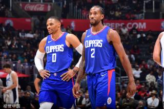 和更衣室矛 和更衣室矛