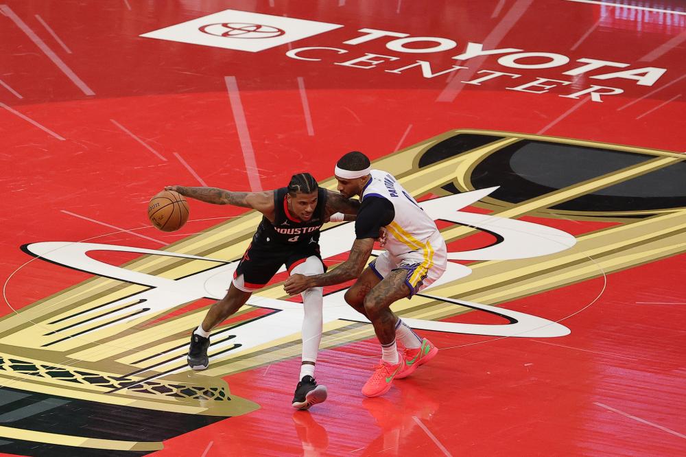 阵容轮换的 阵容轮换的